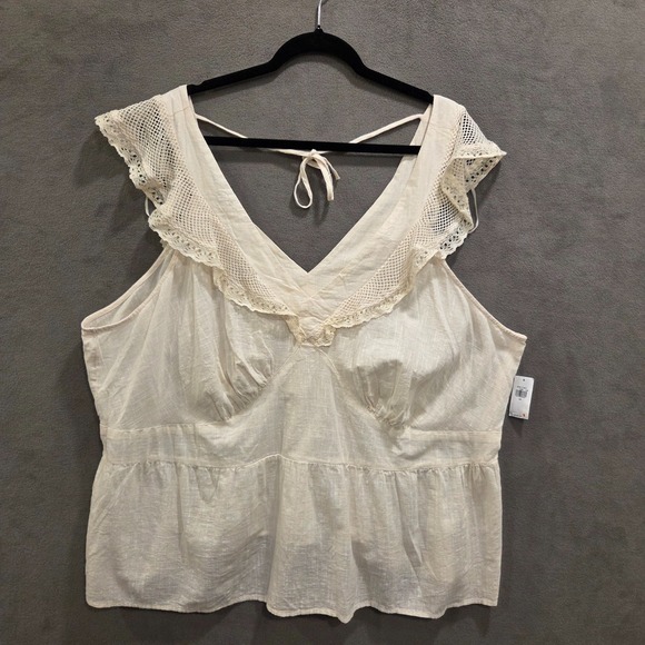Old Navy Tops - NWT Old Navy Boho Top Shirt Women Size 4X Flutter Sleeve Crochet Lace Tie Back